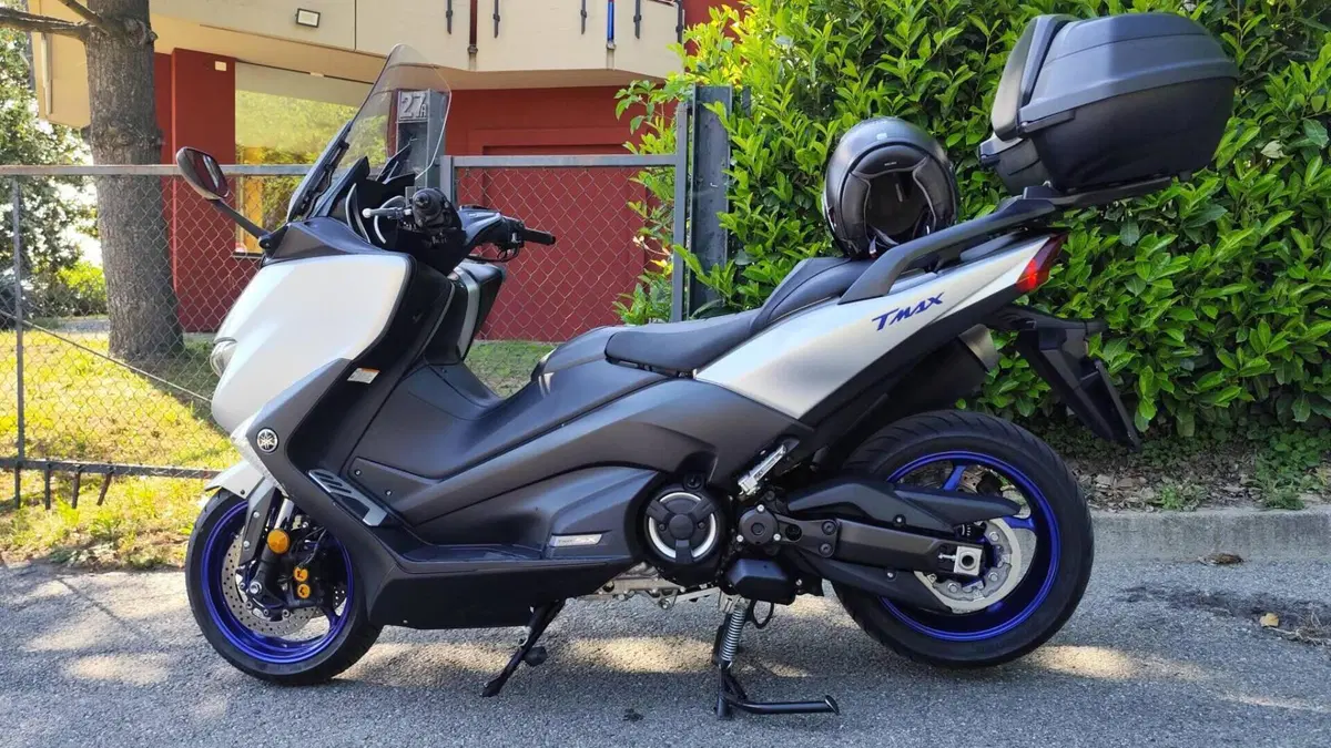 Yamaha T-Max 530 SX (2017 - 19)  (3)