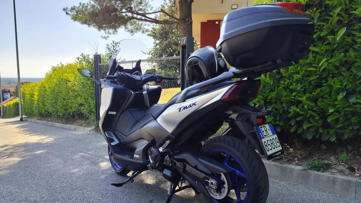 Yamaha T-Max 530 SX (2017 - 19)  (5)