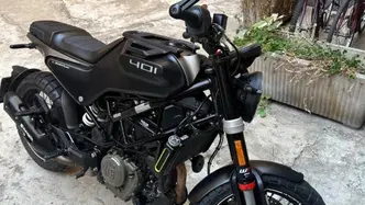 Husqvarna Svartpilen 401 (2021 - 23) usata