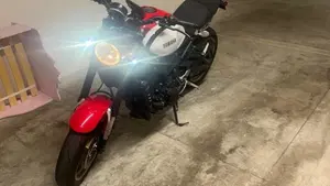Yamaha XSR 900 (2022 - 24)  (8)