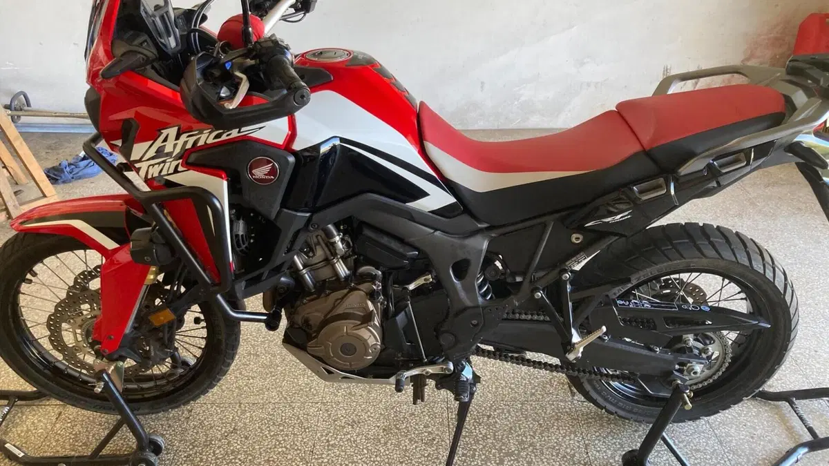 Honda Africa Twin CRF 1000L ABS (2016 - 17)  (2)