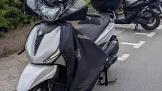 Piaggio Beverly 300 ABS-ASR (2021 - 25) usata