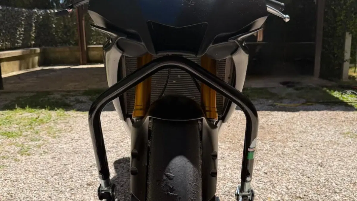 Yamaha YZF R1 GYTR (2023 - 24)  (4)