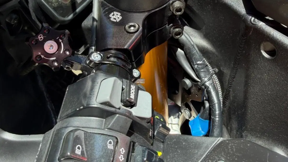 Yamaha YZF R1 GYTR (2023 - 24)  (11)