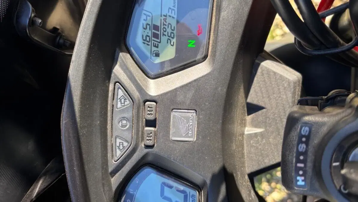 Honda CBR 650 F (2017 - 18)  (4)