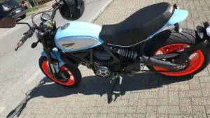 Ducati Scrambler 800 Icon (2015 - 16)  (4)