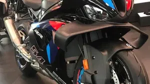 Bmw M 1000 RR (2025 - 26) 