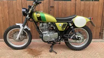 Yamaha SR 400 (2013 - 17) usata
