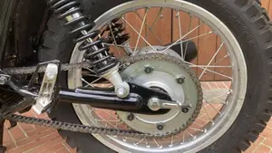 Yamaha SR 400 (2013 - 17)  (4)