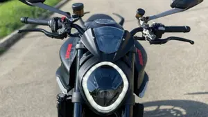 Ducati Monster 937 (2021 - 25)  (6)