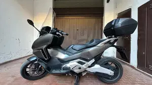 Honda Forza 750 DCT (2021 - 24)  (5)