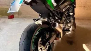 Kawasaki Z 900 (2019)  (4)