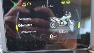 Husqvarna Norden 901 (2022 - 26)  (6)