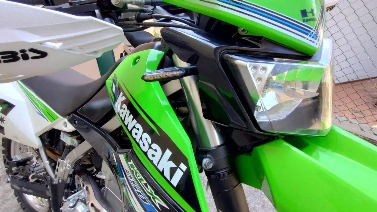 Kawasaki KLX 250 (2009 - 16)  (3)