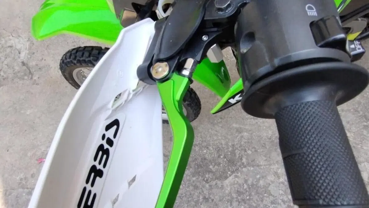 Kawasaki KLX 250 (2009 - 16)  (4)