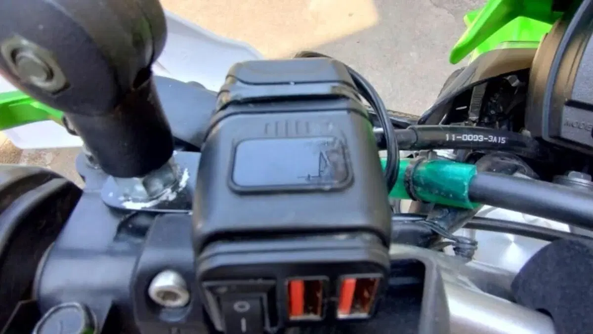 Kawasaki KLX 250 (2009 - 16)  (6)
