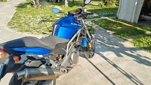 Cagiva Raptor 650 (2005 - 07)  (8)