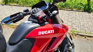 Ducati Hypermotard 796 (2012)  (4)
