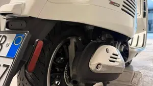 Vespa GTS 300 Super (2023 - 24)  (7)