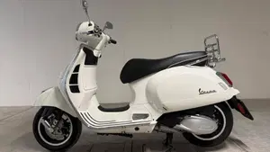 Vespa GTS 300 Super (2023 - 24)  (2)
