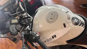 Bmw R 1200 R (2011 - 14)  (2)