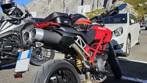 Ducati Hypermotard 796 (2012)  (5)