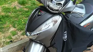 Honda SH 300 i Sport ABS (2018 - 20)  (2)