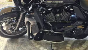 Harley-Davidson 107 Electra Glide Ultra Limited (2017 - 18) - FLHTK  (4)