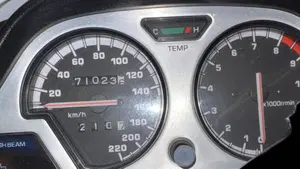 Yamaha XTZ 750 SuperTéneré (1989 - 98)  (2)