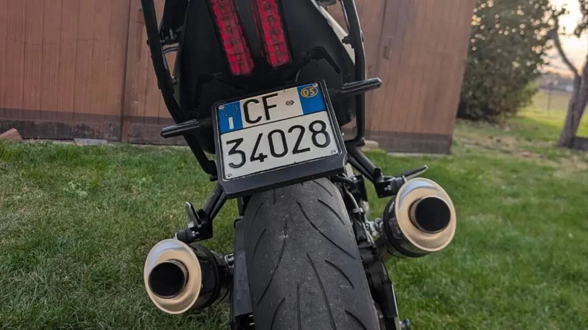 Suzuki SV 1000  (3)