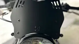 Moto Guzzi V7 Stone (2021 - 24)  (10)