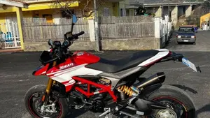 Ducati Hypermotard 939 SP (2016 - 18)  (2)