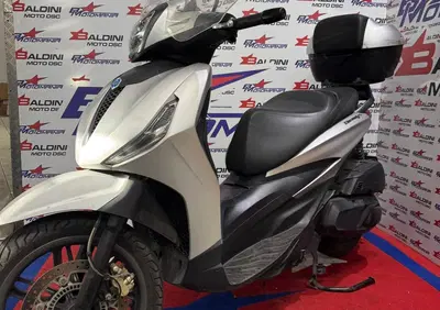 Piaggio Beverly 400 ABS-ASR (2021 - 24) - Annuncio 9978067