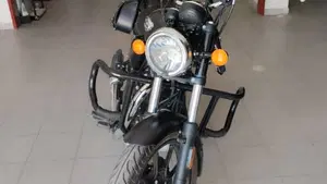 Royal Enfield Meteor 350 (2021 - 26)  (4)