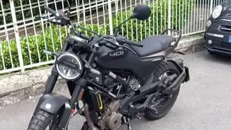 Husqvarna Svartpilen 401 (2021 - 23) usata