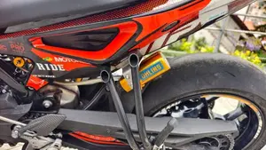 KTM 890 Duke R (2020)  (7)