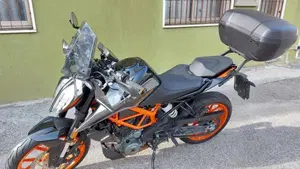 KTM 390 Duke (2021 - 23)  (2)