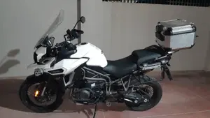 Triumph Tiger 1200 XCa (2018 - 20)  (3)