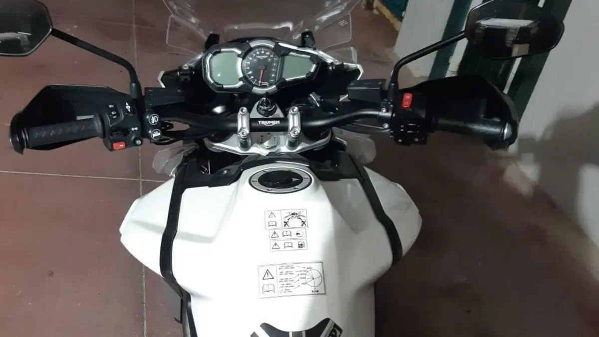 Triumph Tiger 1200 XCa (2018 - 20)  (14)
