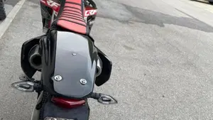 Honda CRF 250R (2006)  (7)