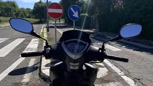 Kymco Agility 50 R16 + (2008 - 18)  (7)