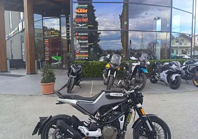 Husqvarna Svartpilen 401 (2021 - 23) - Annuncio 9943547