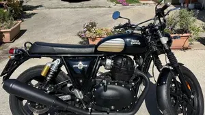 Royal Enfield Interceptor 650 (2021 - 26)  (6)