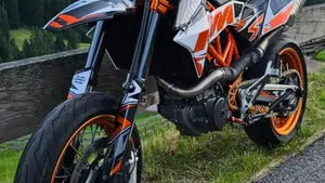 KTM 690 SMC R (2019 - 20)  (5)