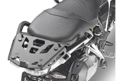 Givi SRA5108B Attacco posteriore per bauletti Mono - Annuncio 8963196