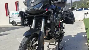 Honda Africa Twin CRF 1100L (2020 - 21)  (2)