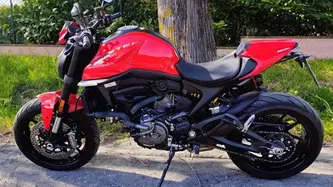 Ducati Monster 937 + (2021 - 25) usata