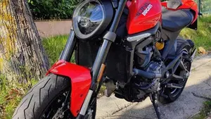 Ducati Monster 937 + (2021 - 25)  (3)