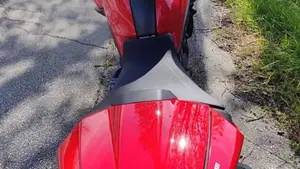 Ducati Monster 937 + (2021 - 25)  (4)