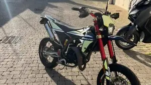 Fantic Motor XM 50 Motard Competition 2T (2021 - 22)  (2)